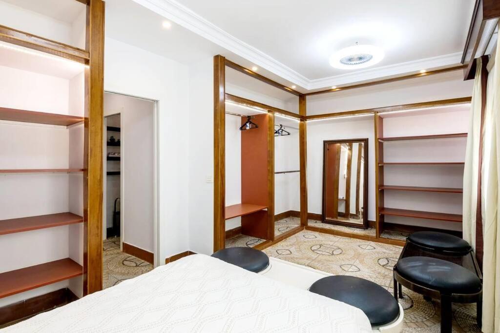 Precioso Apartamento Centrico Севиля Екстериор снимка