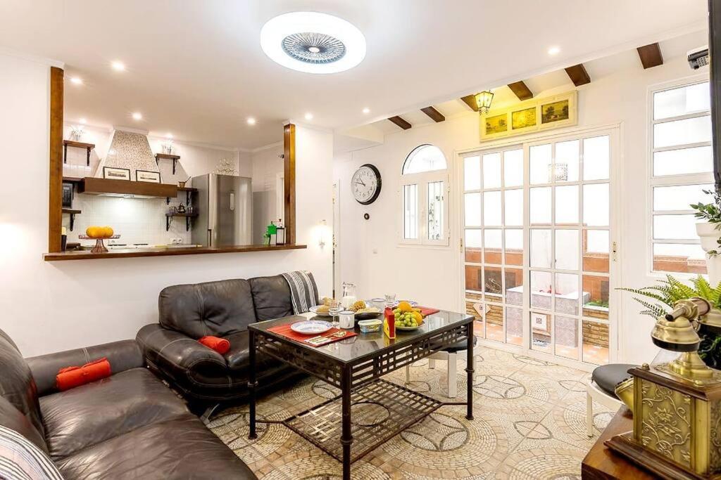 Precioso Apartamento Centrico Севиля Екстериор снимка